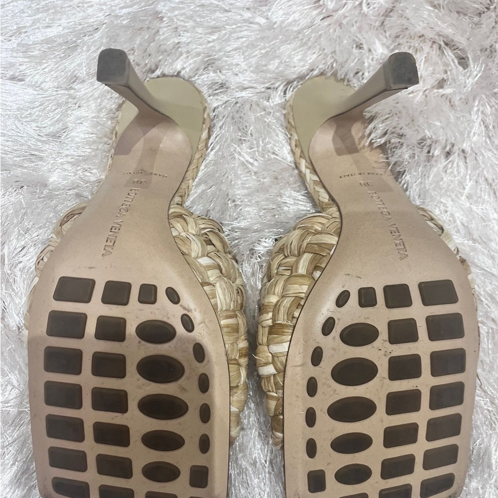 Bottega Veneta Raffia Heel Sandel Heels